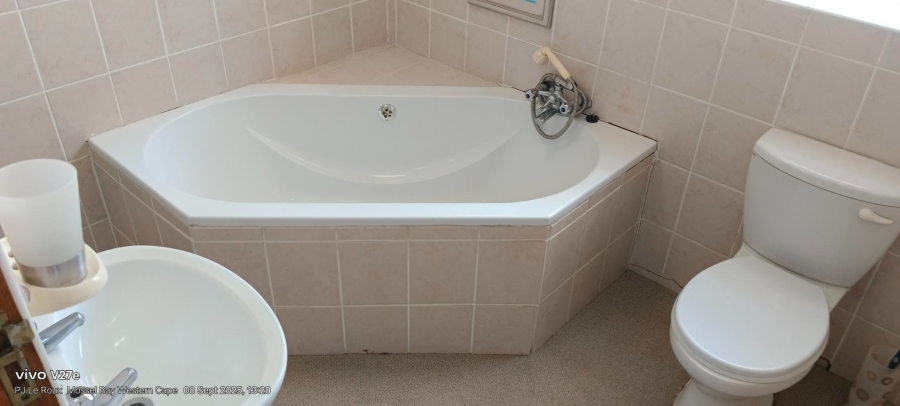 3 Bedroom Property for Sale in Mossel Bay Central Western Cape